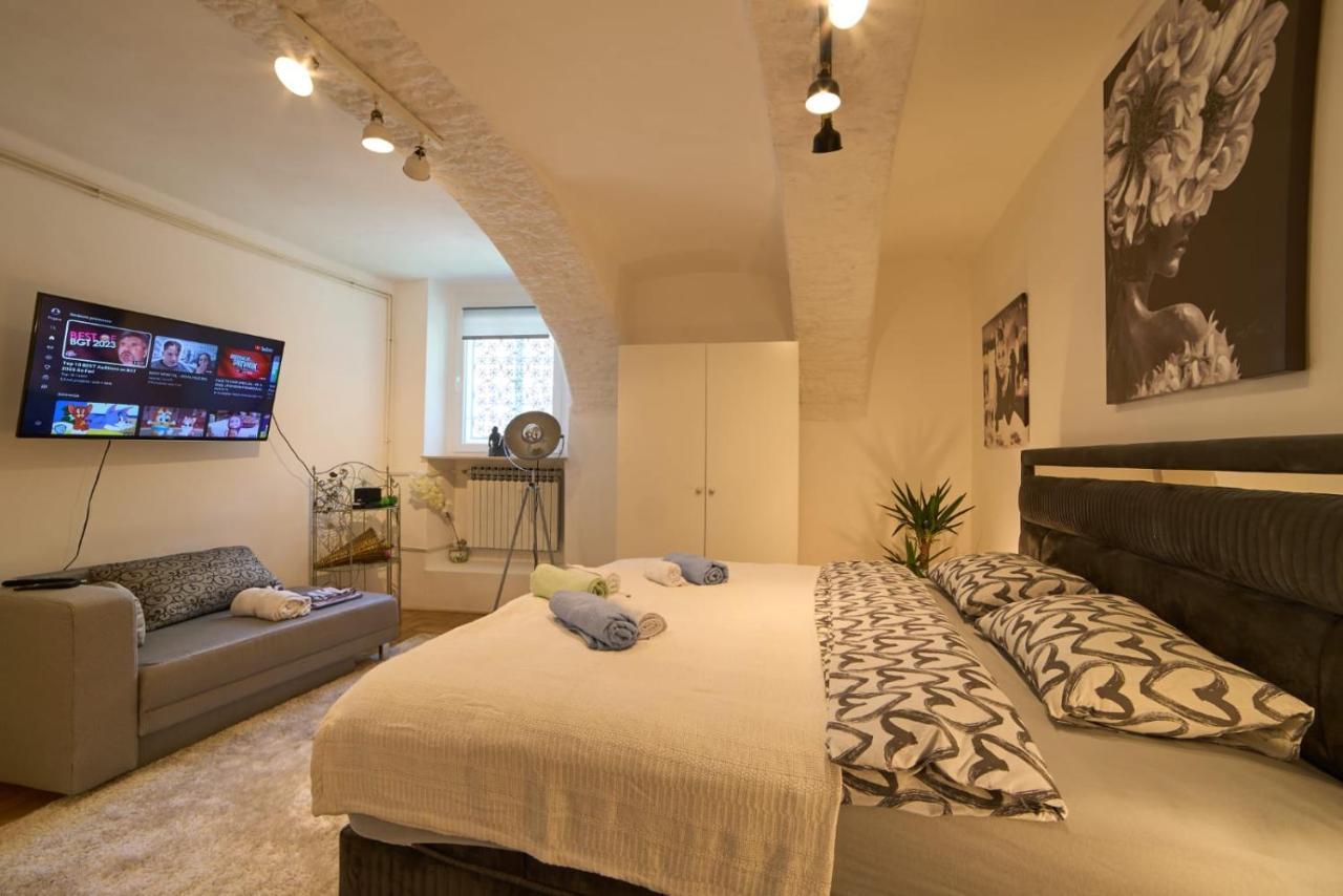Downtown Secret Apartment Zagreb Exterior foto